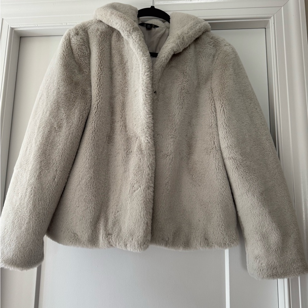 Simply Vera Vera Wang Plush Teddy Jacket in Cream